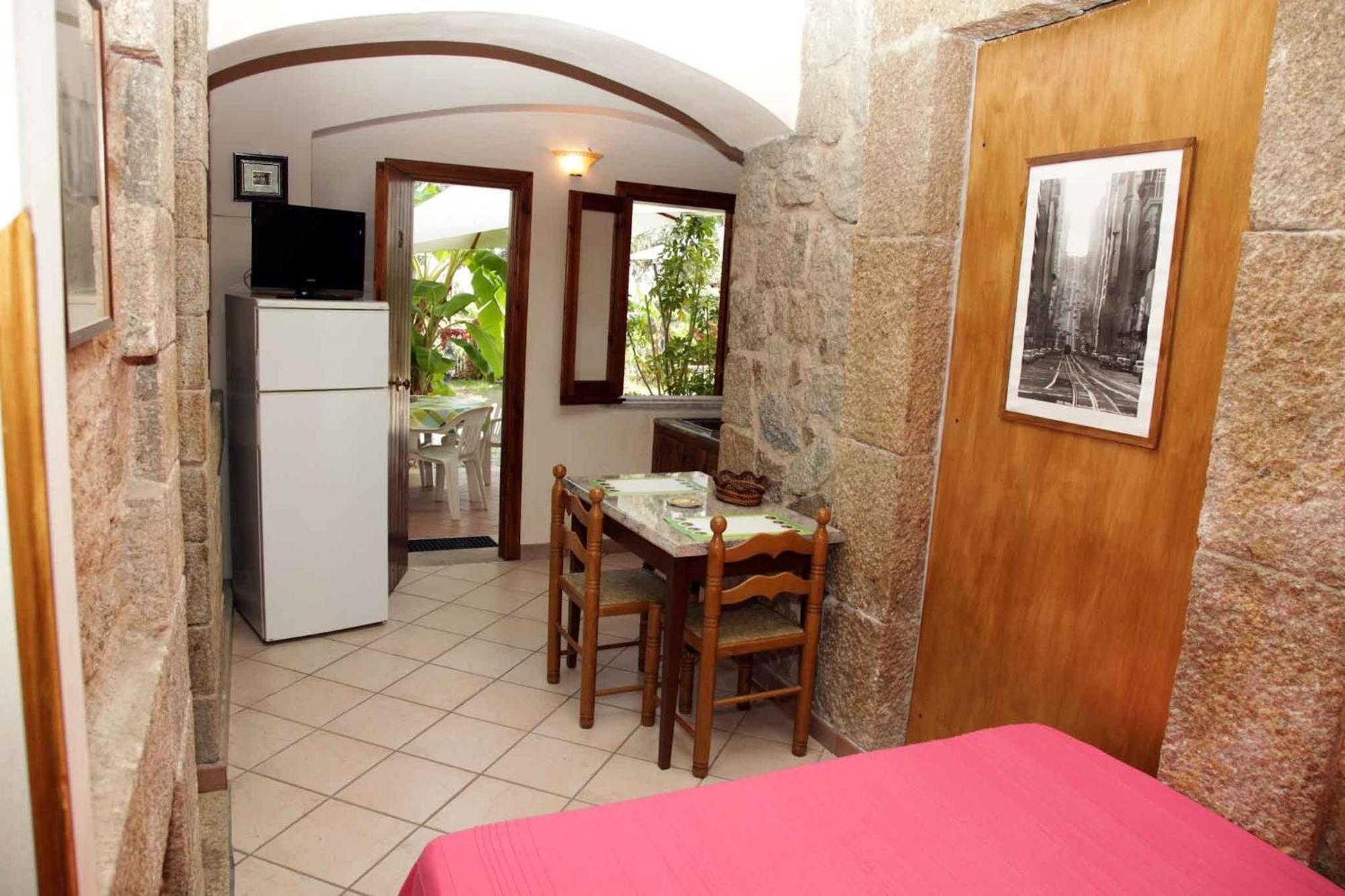 Residenza Casale San Francesco Aparthotel โตรเปอา ภายนอก รูปภาพ